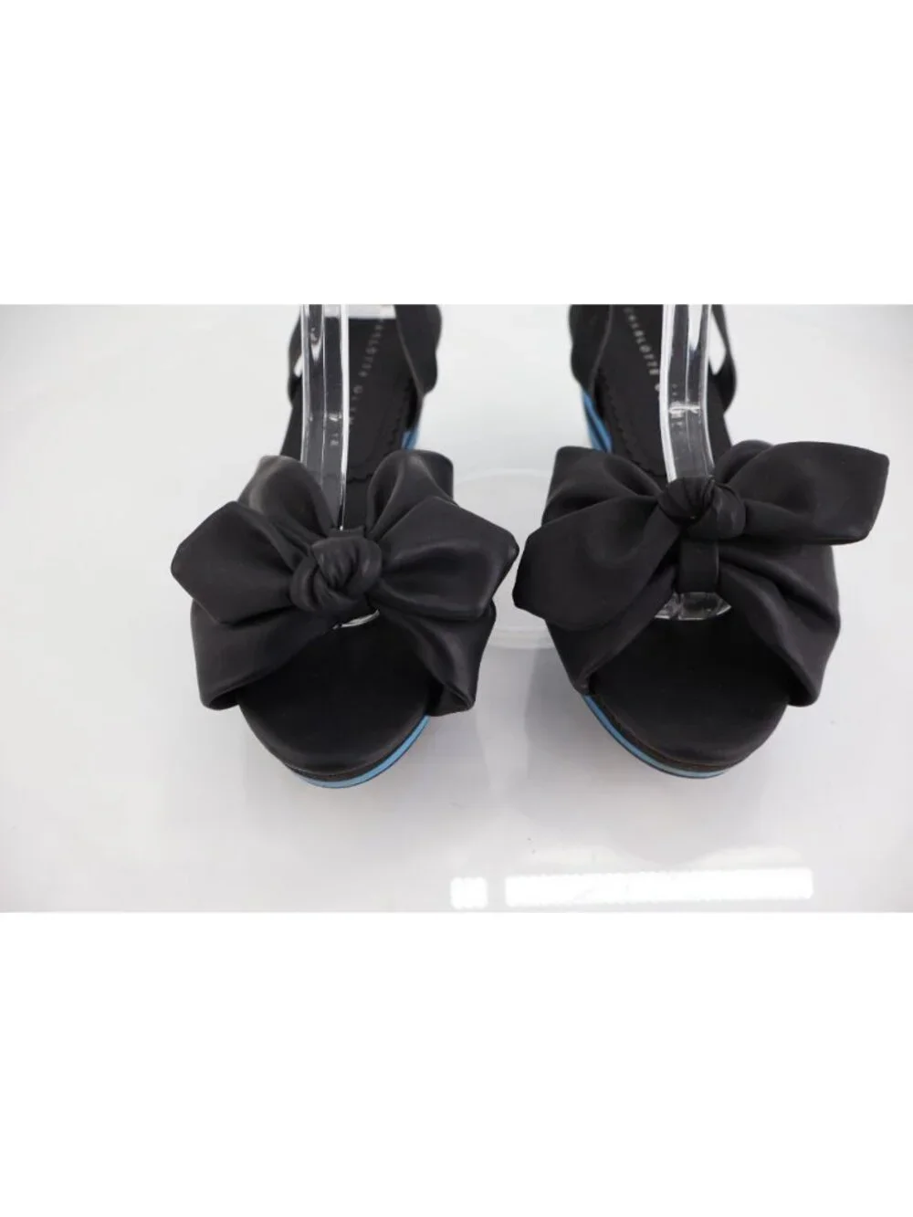 Charlotte Olympia Alexa Wedge Women's 5.5 Black Bow Rubber Sole Sandals